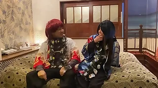 人妻熟女【無修正】ハロウィンの日にコスプレさせられてフェラから生中出し！！！